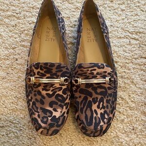 NWT Naturalizer Leopard Loafers